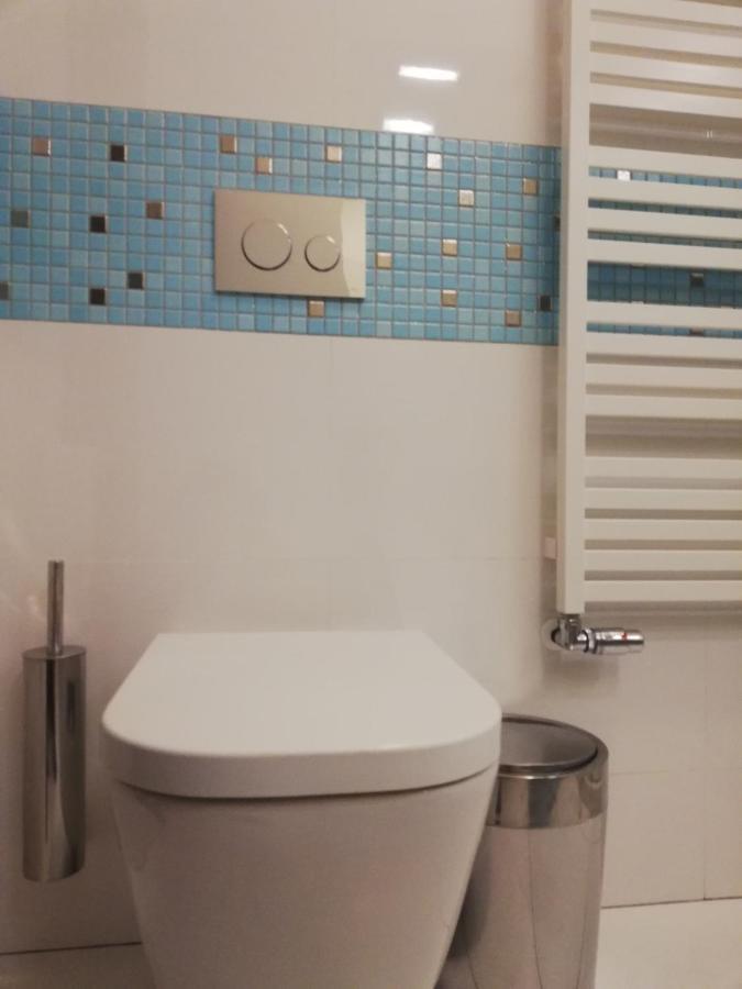 Ferienwohnung Apartament Przy Parku Kórnik Exterior foto
