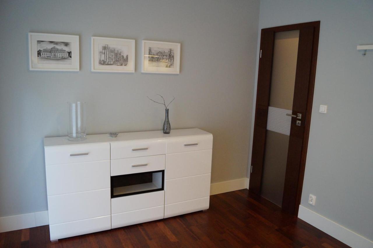 Ferienwohnung Apartament Przy Parku Kórnik Exterior foto